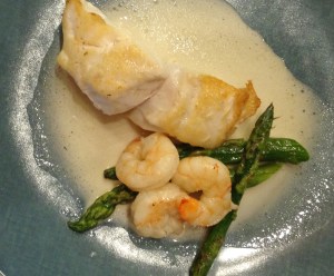 Deliciousness and Beauty on an Ugly Mountain Lodge Stoneware Plate!