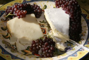 Appetizers Champagne Grapes and Brie