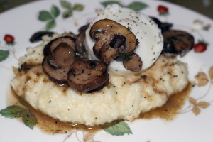 Brunch Mushroom Grits with Poached Egg