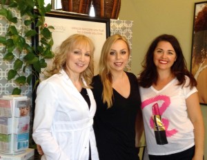 Terri, Hannah, Nikki ©PEGhardee